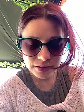 XXX chat uživo modela 3littleschoolteens