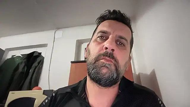 Chatroom XXX en direct de TARKAN1