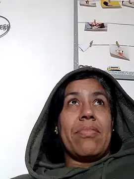 Chat XXX en directo de Molly_newman6