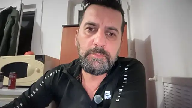 Chatroom XXX en direct de TARKAN1