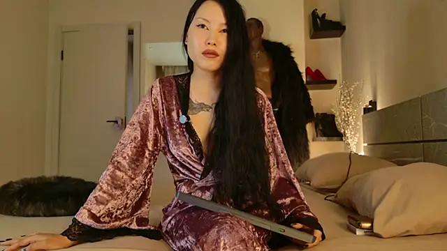 PurpleD1vaのライブXXXチャット