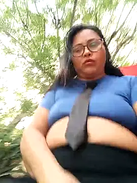 Dirty-Momm-Divorced-Hot's Live XXX Chat