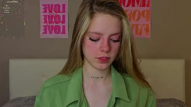 TiffinyMergist: απευθείας συνομιλία ΧΧΧ