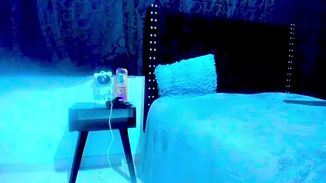 amareto_queen Live XXX Chat