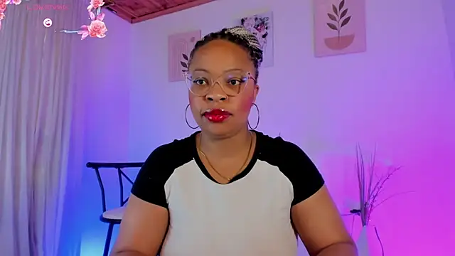 Lauraricci__ Chat XXX in diretta