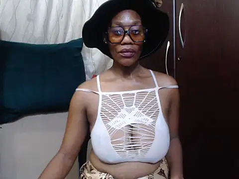 Živý XXX chat sweetcandyx24