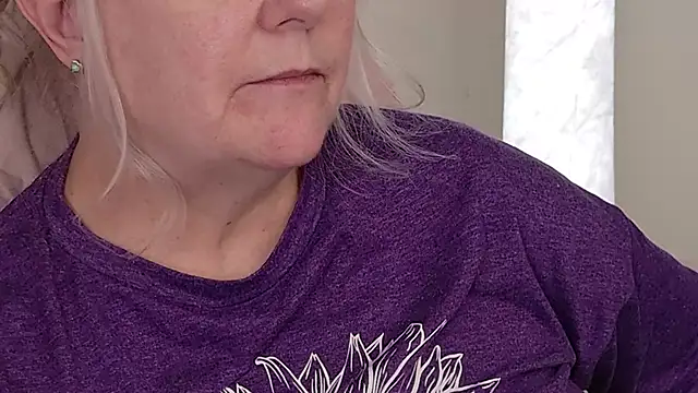 Kaitlyn_Winters live XXX chat