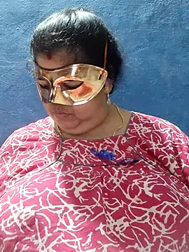 tamilthanushri 即時 XXX 聊天