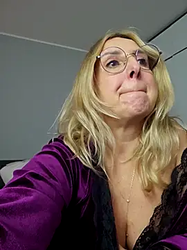 MariaRichi_'s Live XXX Chat