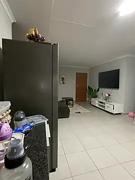 MissLola27: απευθείας συνομιλία ΧΧΧ