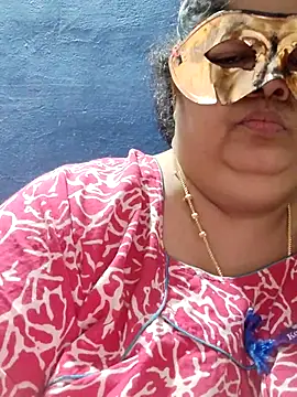 tamilthanushri's Live XXX Chat