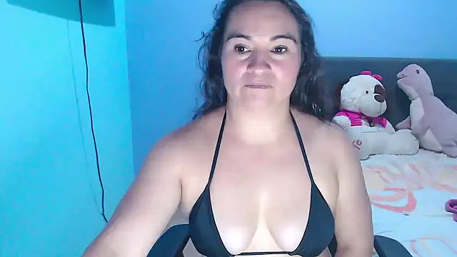 StefiAlizon70's Live XXX Chat