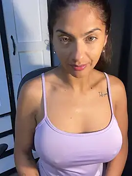 chicachocolate01 Chat XXX in diretta