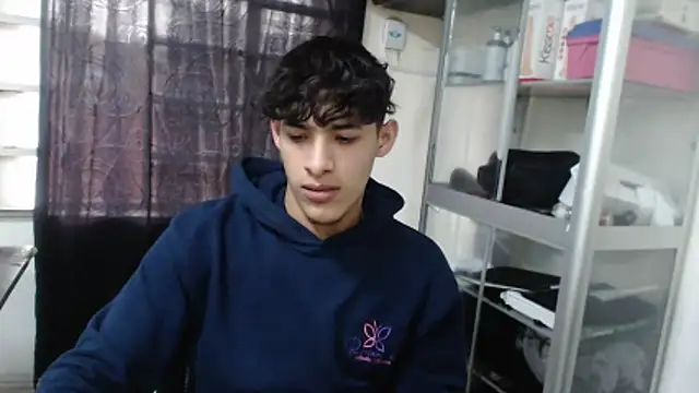 MaxStar26のライブXXXチャット