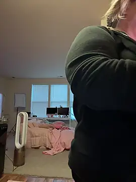 PiggyRose: απευθείας συνομιλία ΧΧΧ