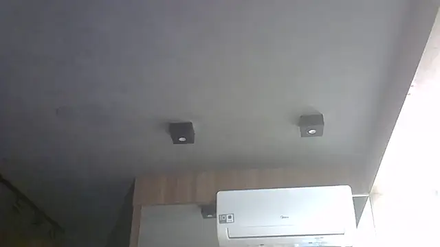 SkinnyKitten's Live XXX Chat