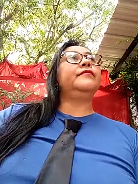 Chat +18 de Dirty-Momm-Divorced-Hot ao vivo