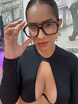 Mau_WhiteのライブXXXチャット