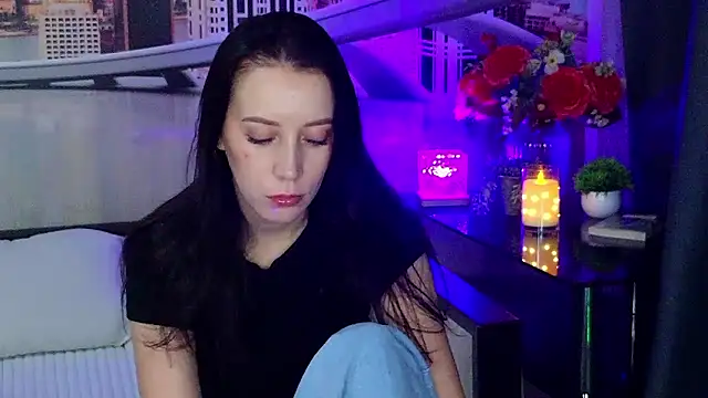 Онлайн чат XXX MonicaSweetx