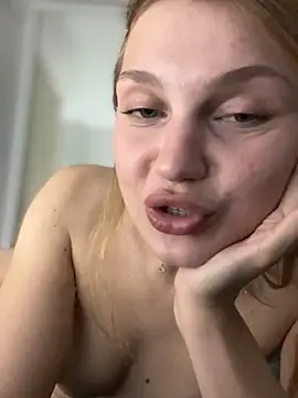 Emaline_Fane Chat XXX in diretta