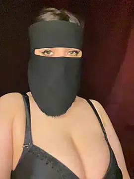 RooVaaN-Xx Live XXX Chat