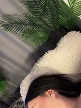 XXX chat uživo modela Andrestarr