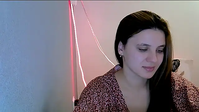 KiraHoney élő XXX-chatje