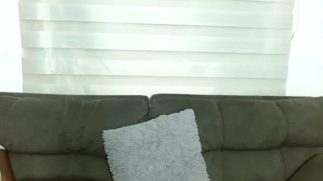 POCAHONTAS---のライブXXXチャット