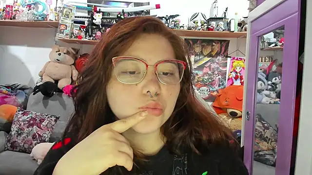 soficammy Adlı Modelin Canlı XXX Sohbeti