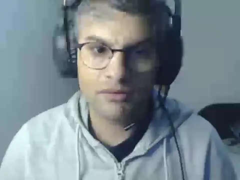 wildpussycat23: онлайн-секс-чат