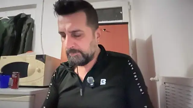 TARKAN1 live XXX chat