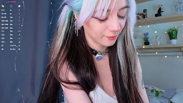 TristaRoht Adlı Modelin Canlı XXX Sohbeti