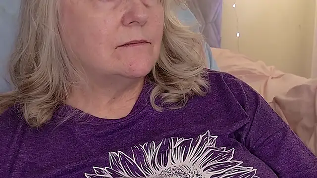 Kaitlyn_Winters 现场XXX聊天