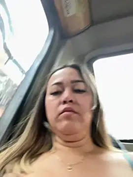 Pertunjukan Kamera Web Danielavegax