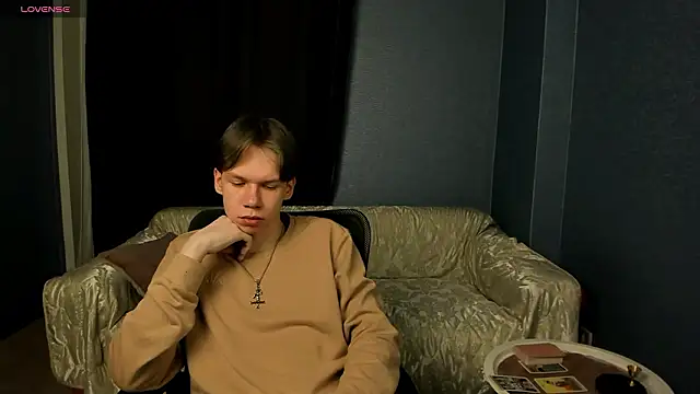 elliot_mars_ live XXX chat