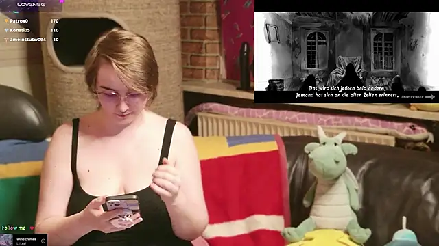 GamerGirl_Eve: онлайн-секс-чат