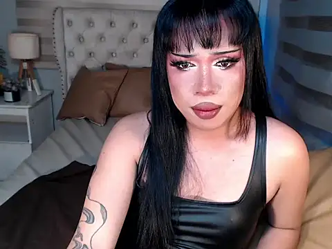 XXX chat uživo modela RebecaNextToYou