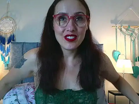 IberianMoonMK: онлайн-секс-чат