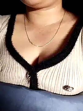 Reina_Fcup01's Live XXX Chat