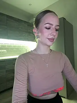 Онлайн чат XXX MissOyee