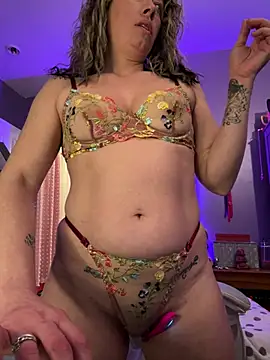 MiraKisss: απευθείας συνομιλία ΧΧΧ