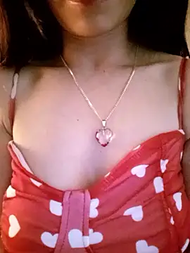 แชท XXX สดของ 3littleschoolteens