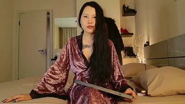 PurpleD1va Chat XXX in diretta