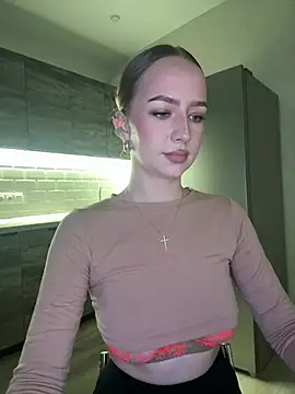 MissOyee Adlı Modelin Canlı XXX Sohbeti