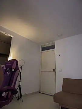 Hips_hannah Live XXX-Chat