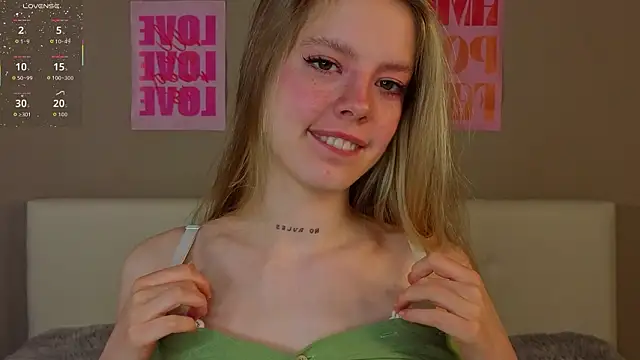 TiffinyMergist Live XXX-Chat