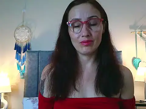 IberianMoonMK live XXX chat