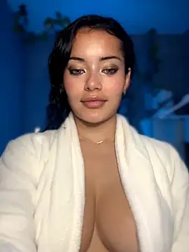 Risky_Workouts élő XXX-chatje