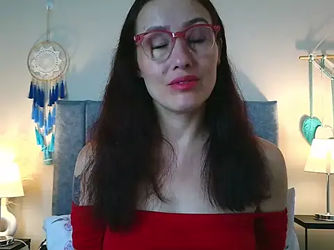 IberianMoonMK: онлайн-секс-чат