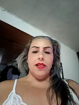 maynor_1998 Adlı Modelin Canlı XXX Sohbeti